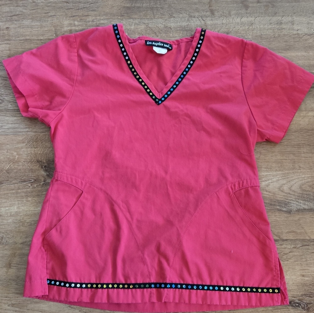 Extra Small Los Angeles Rose Womens Scrub Top